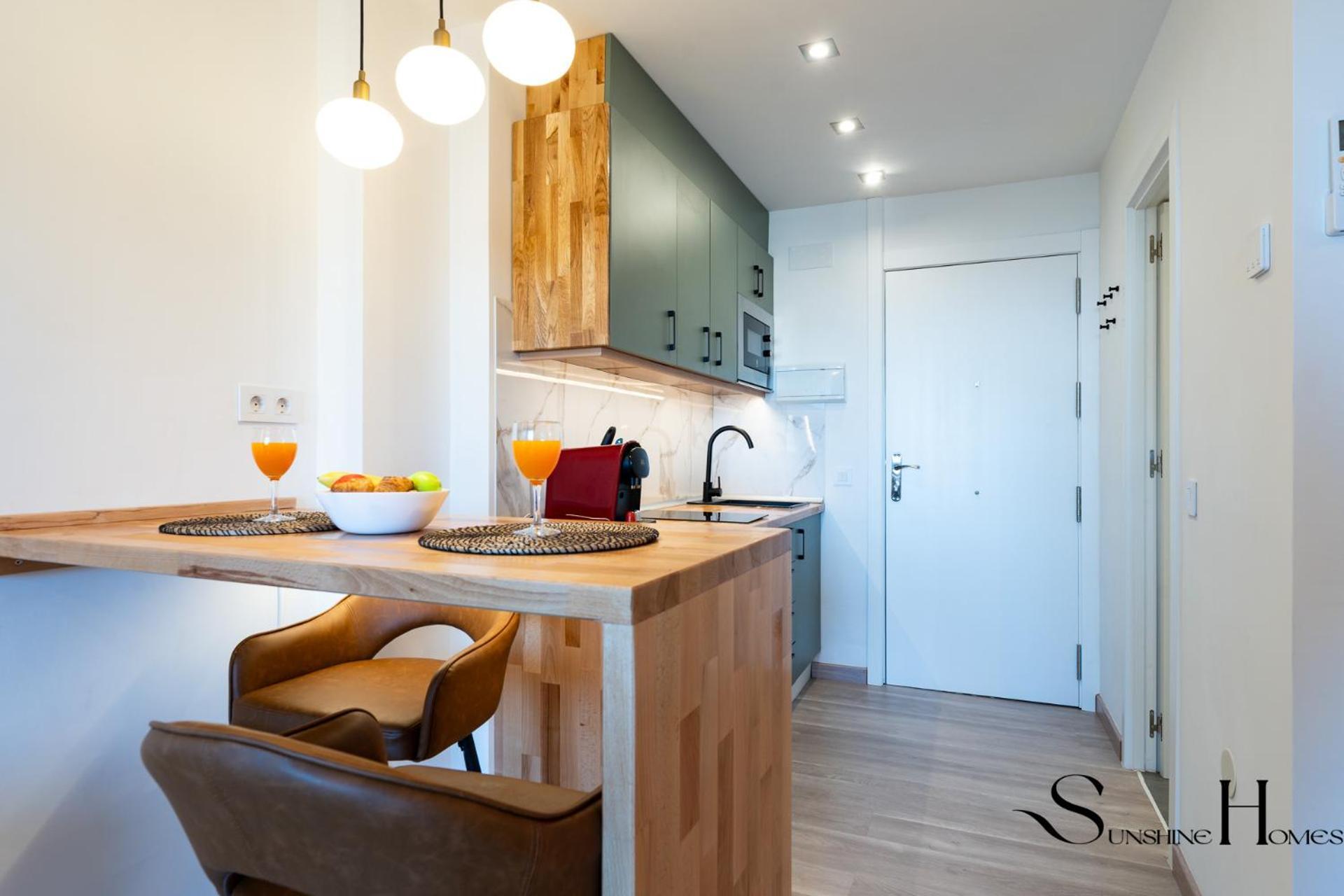 Seaview Beachfront Studio With Aqua Park & Balcony Benalmádena Exterior foto